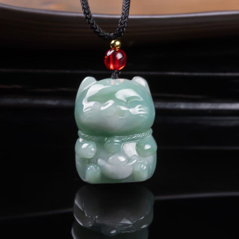 Women Fashion Designer - Natürlicher Smaragd-Jade Glückskatze Anhänger Myanmar Jadeit